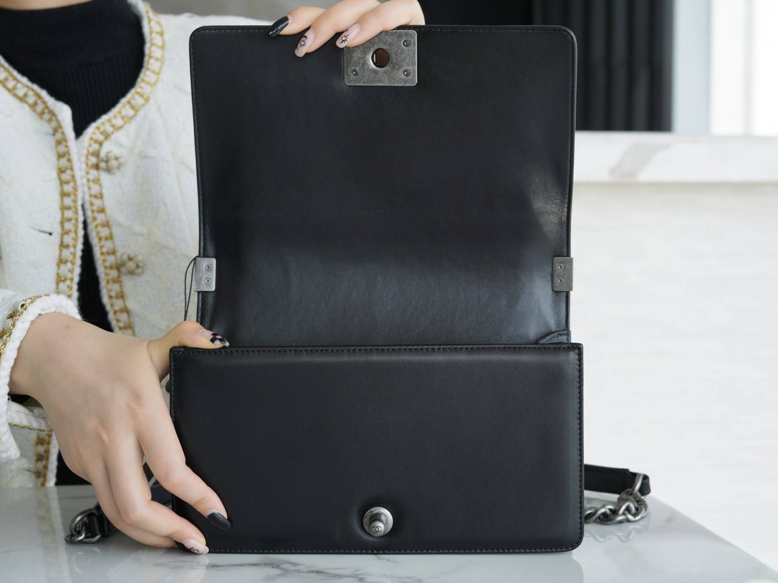 a1642389260612_7658-2