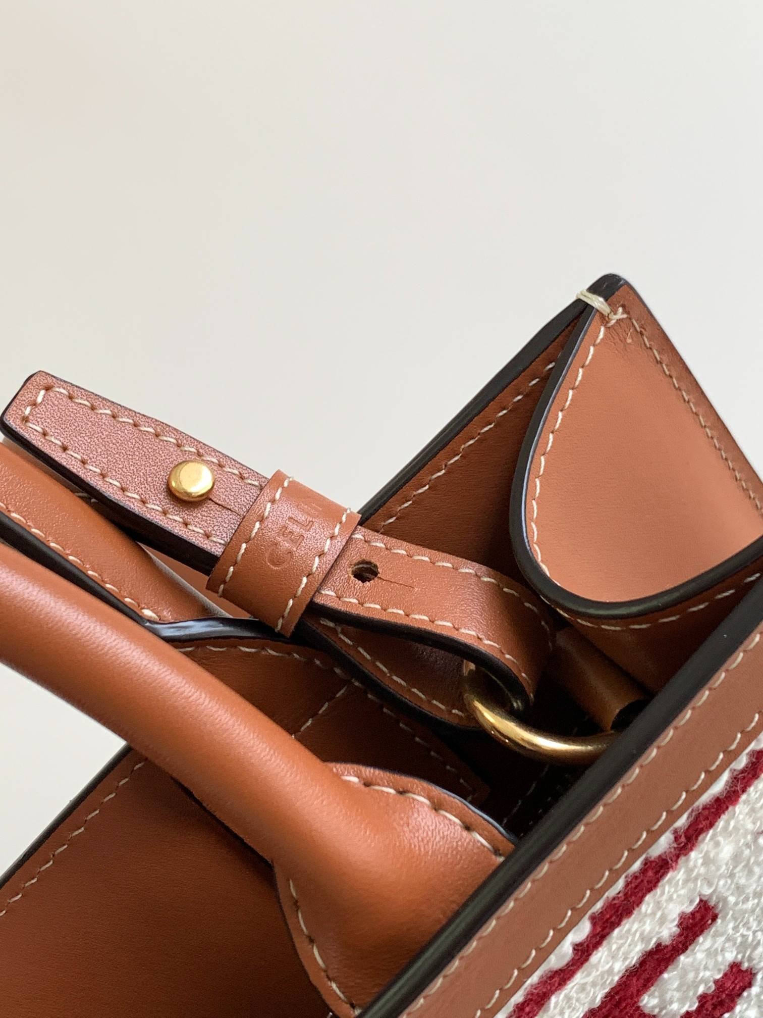 a1659691464788_0142-1