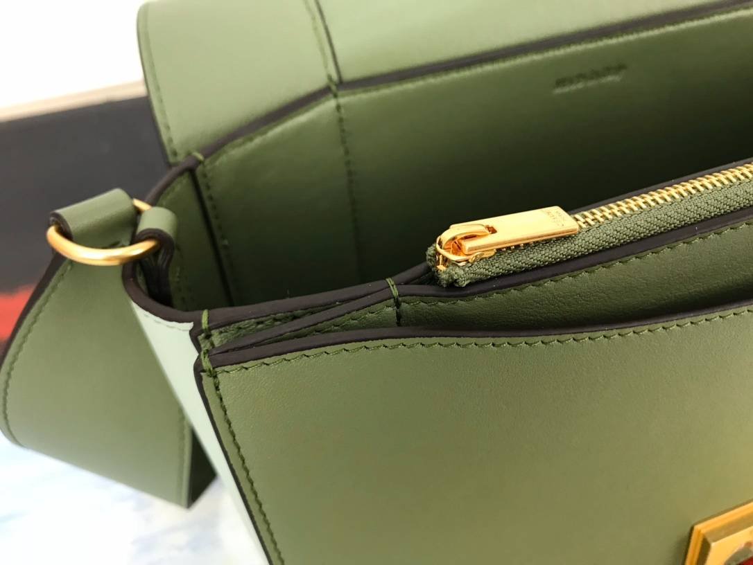 i1586151064_3355_6-1