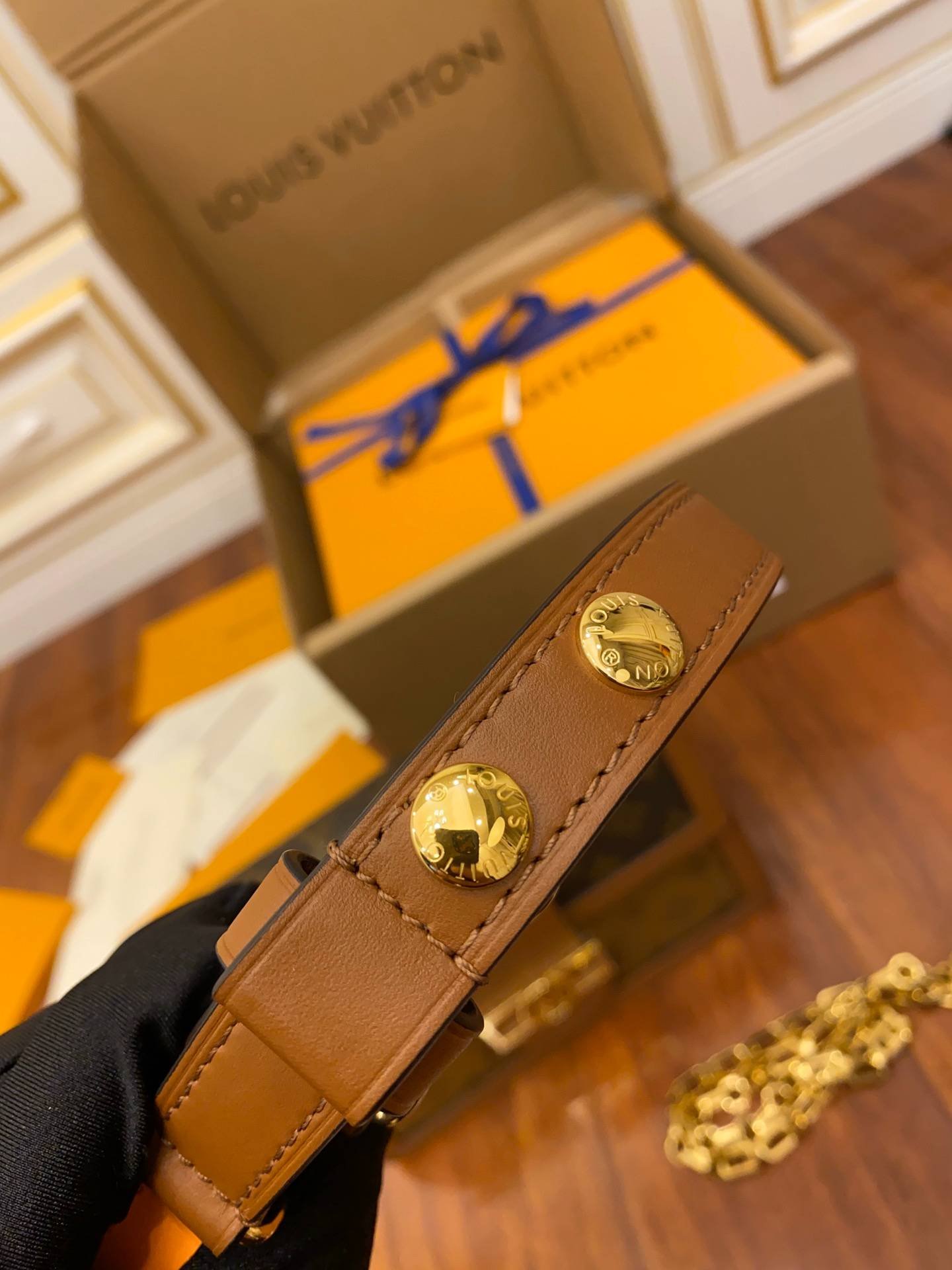 i1586777865_7653_4-1