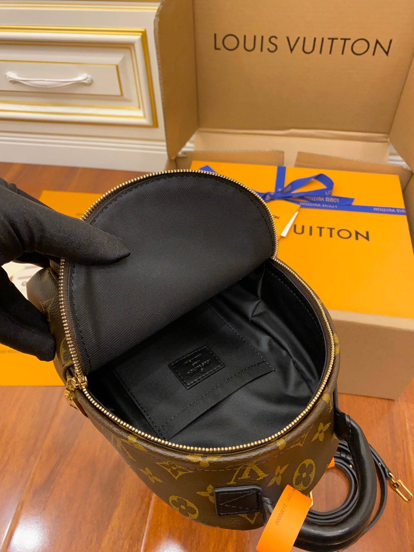 i1586857970_1268_4-1