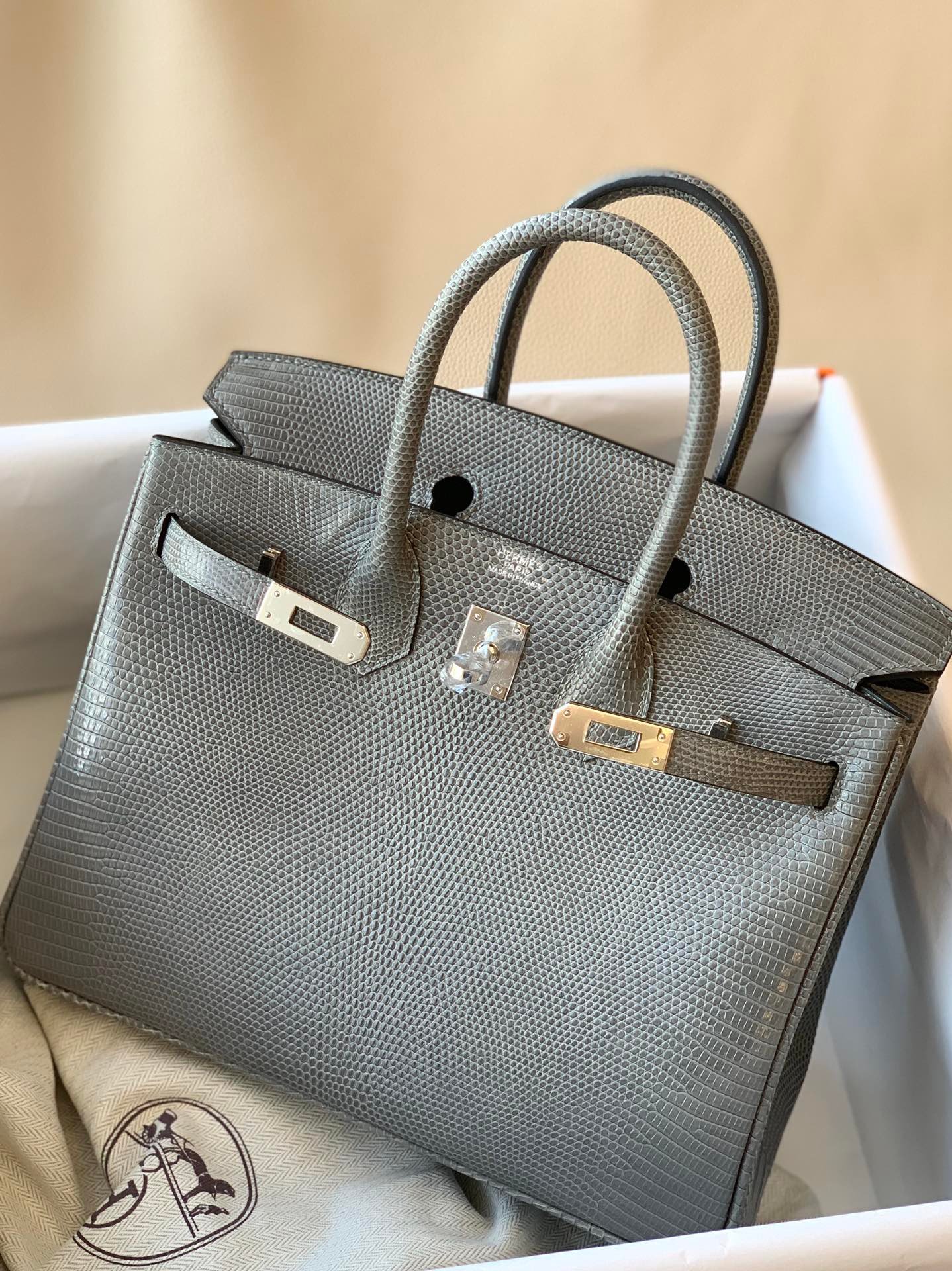 i1593411330_8480_1-1