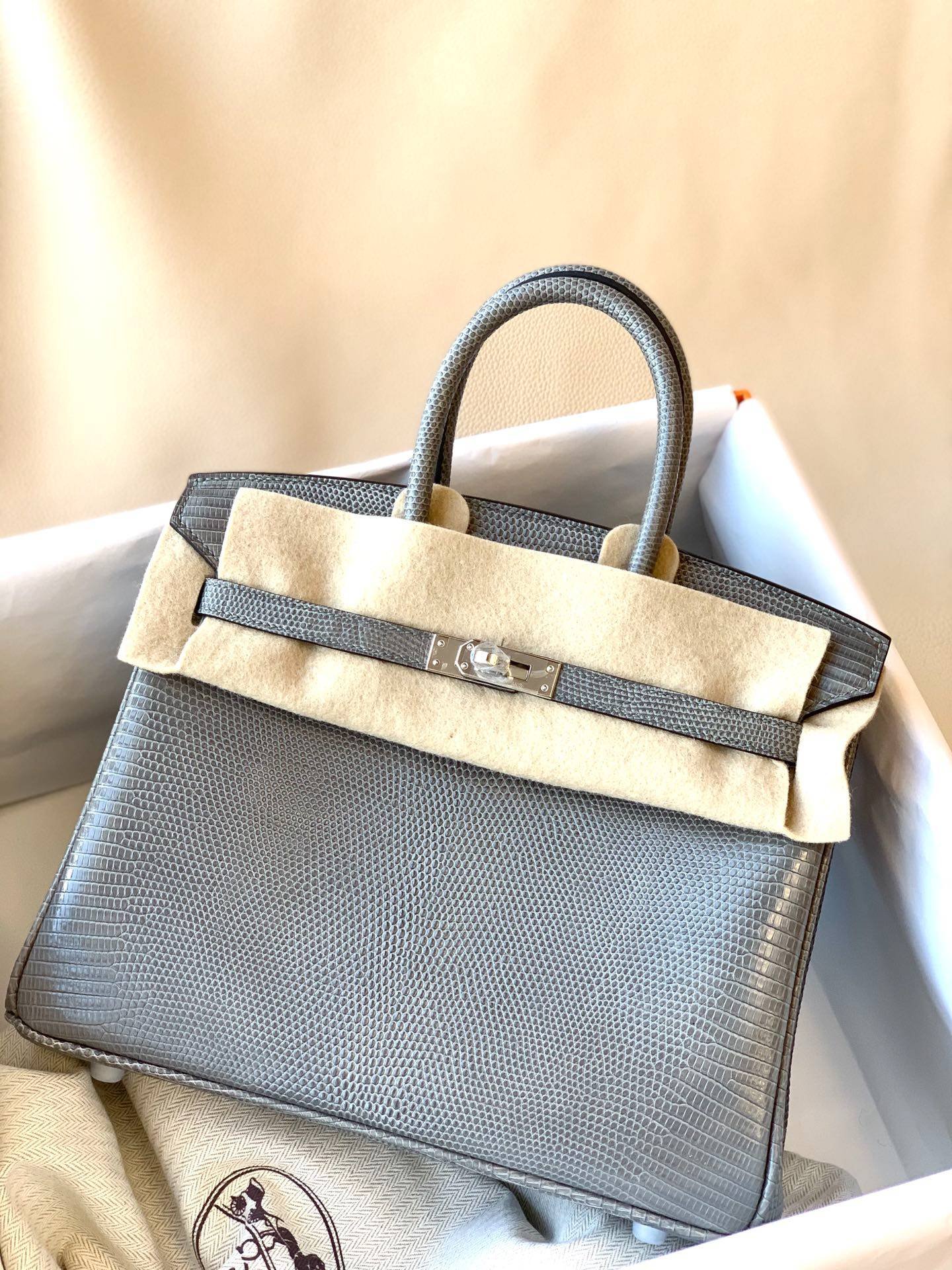 i1593411330_8761_0-1