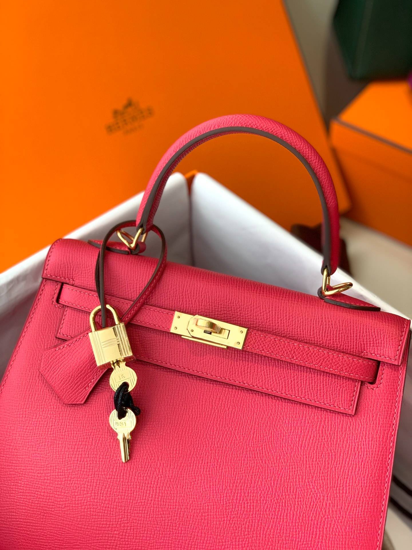 i1594188656_7160_1-1