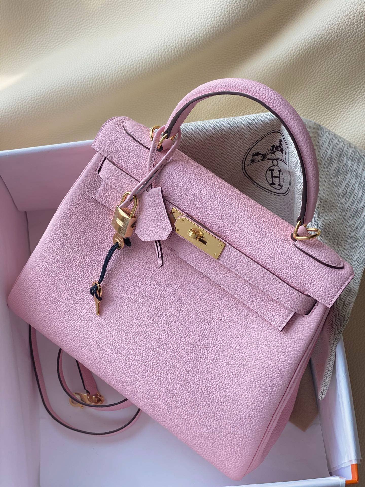 i1595343454_1922_7-1