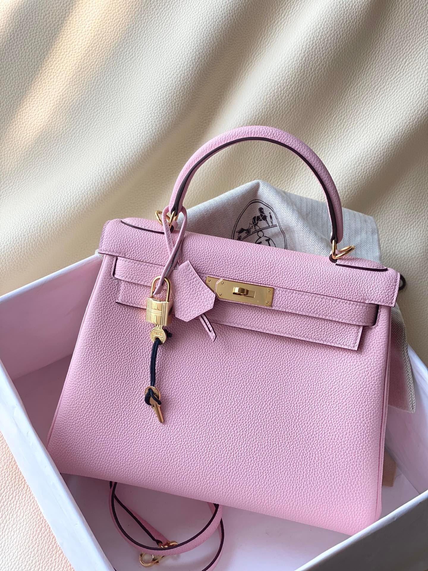 i1595343454_6255_6-1