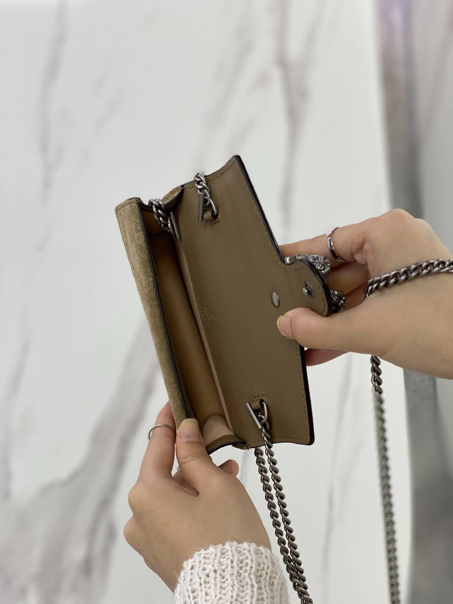 i1607850298_4664_3-1 i1607850298_4664_3-1