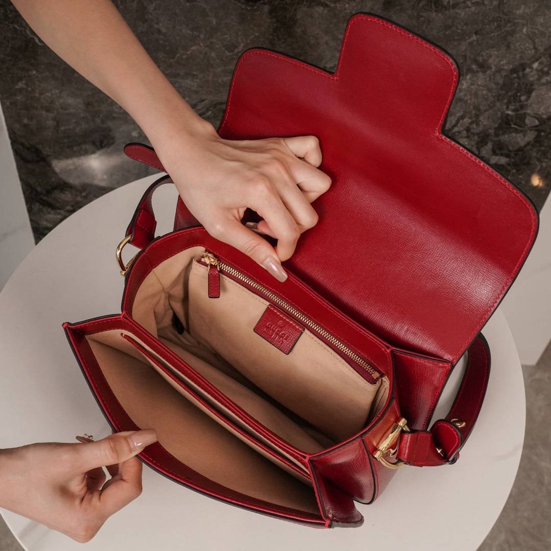 i1621339100_5050_6-1