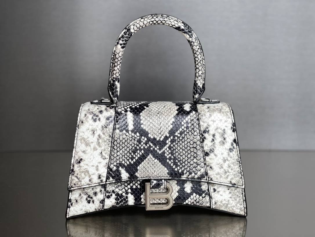 i1621863070_8760_1-1