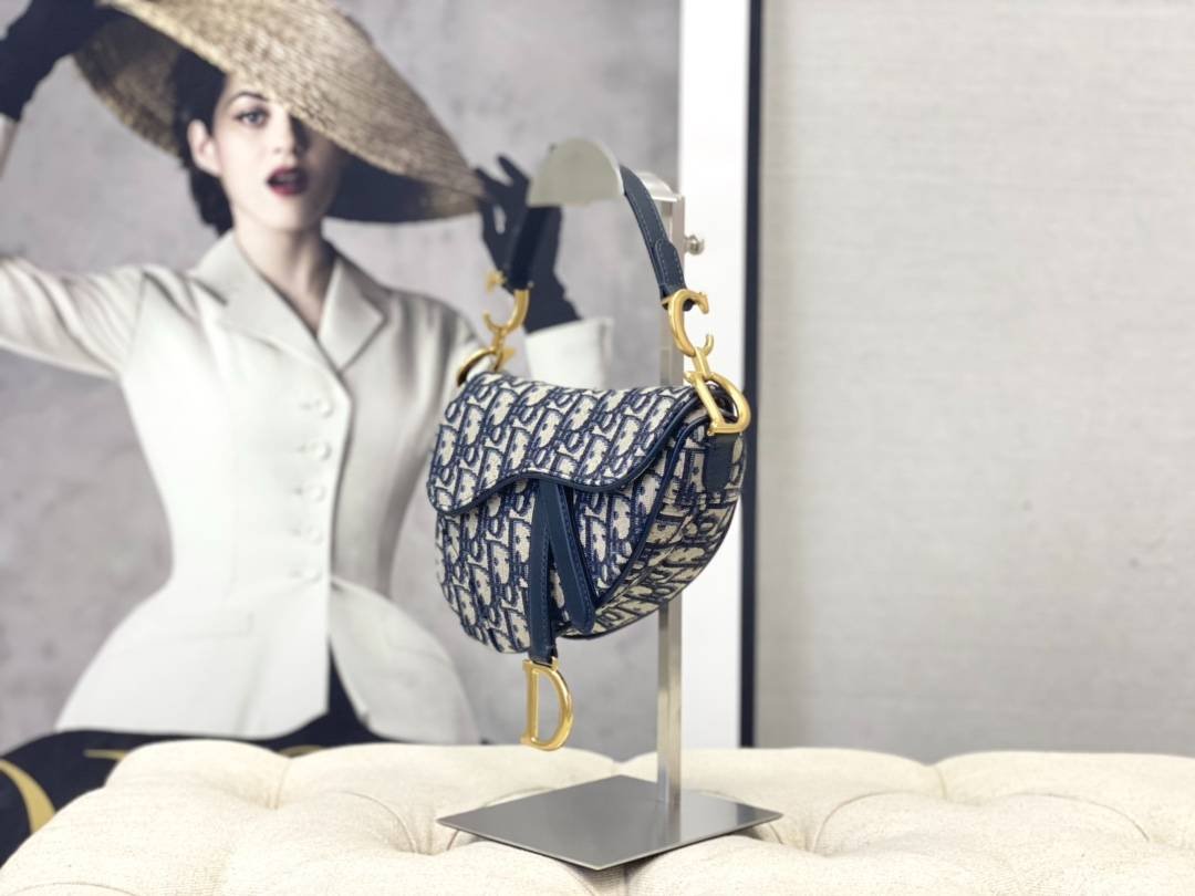 i1637897112_2381_1-1