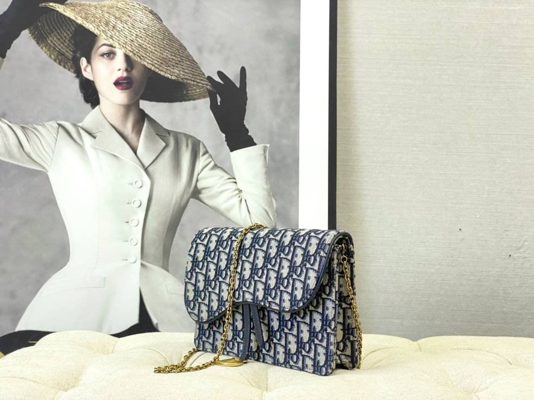 i1637897196_6843_1-1