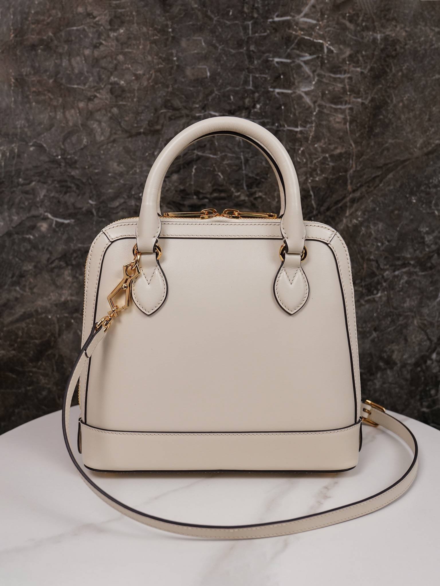 i1639304216_5112_4-1