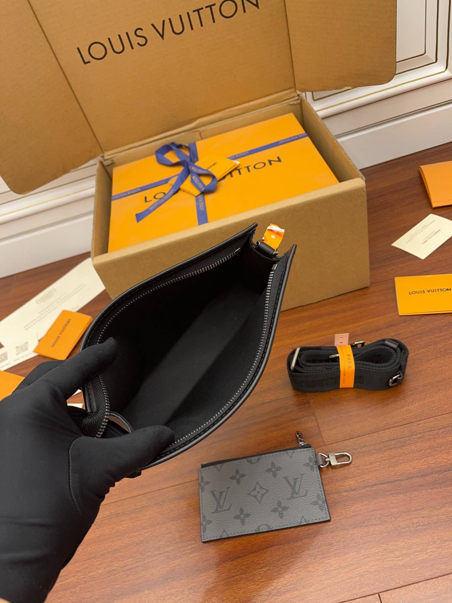 i1652271204_5600_7-1