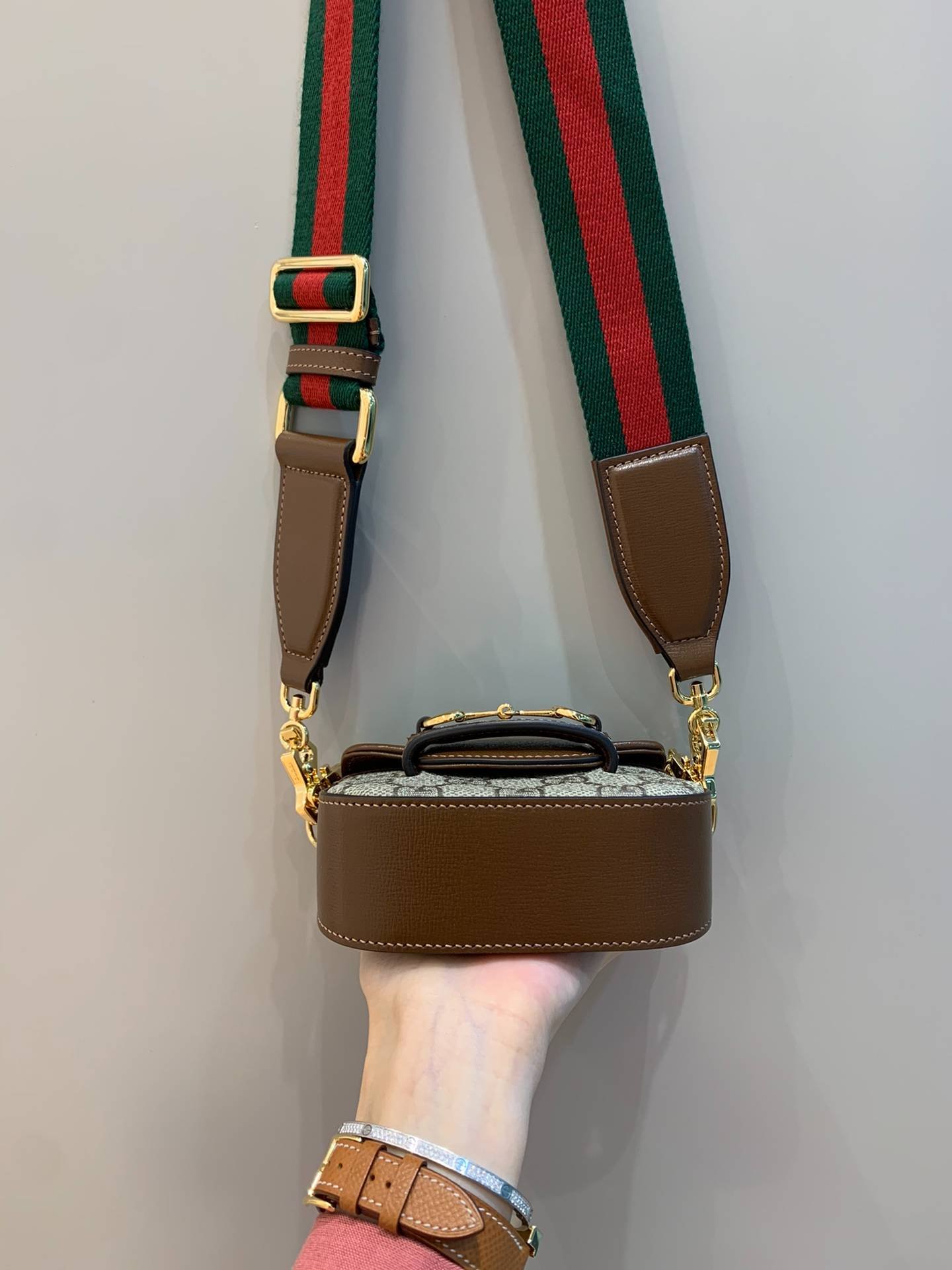 i1662568263_2279_4-1