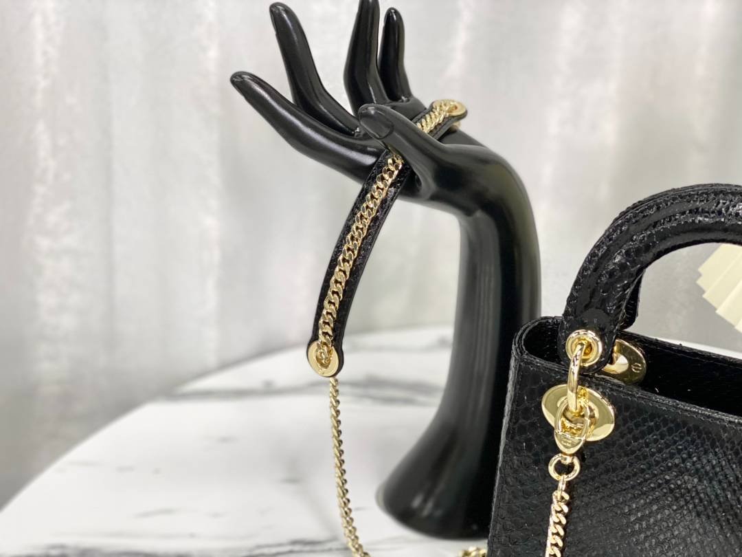 i1665814995_3130_4-1