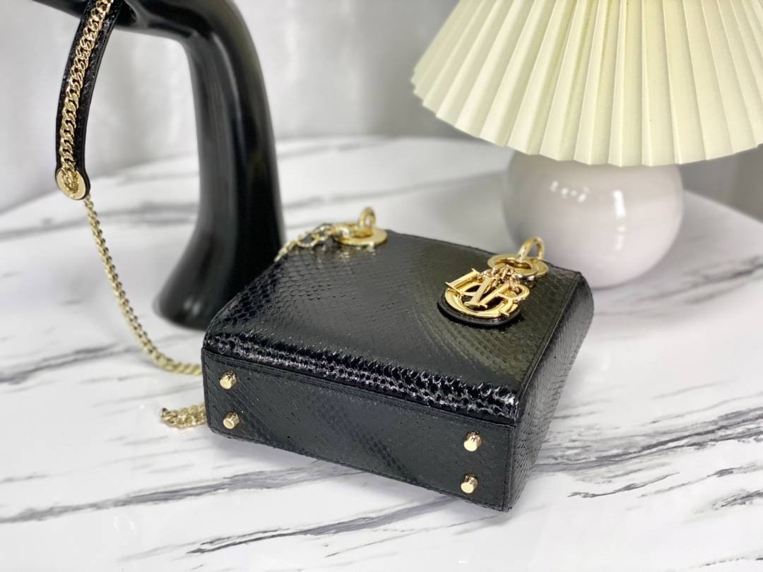 i1665814995_3298_7-1