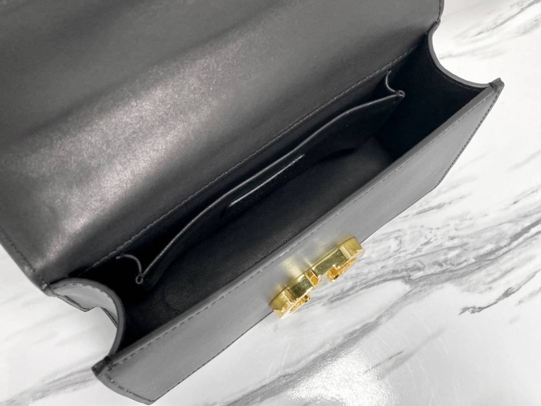 i1666072473_601_7-1 i1666072473_601_7-1