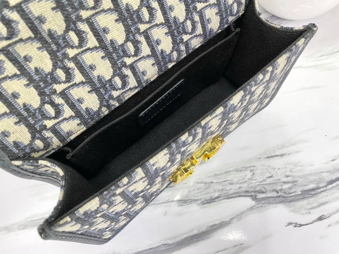 i1666072720_4590_8-1 i1666072720_4590_8-1