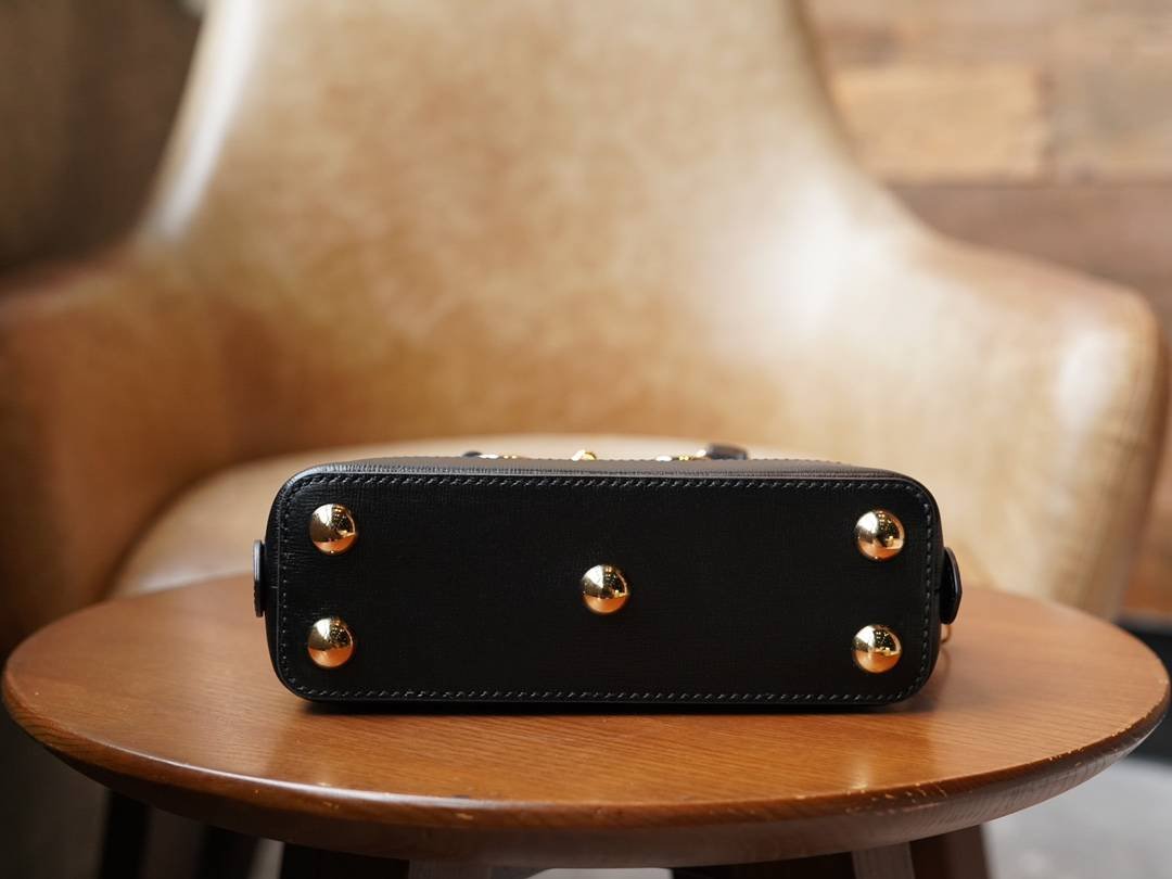 i1671526062_9947_4-1