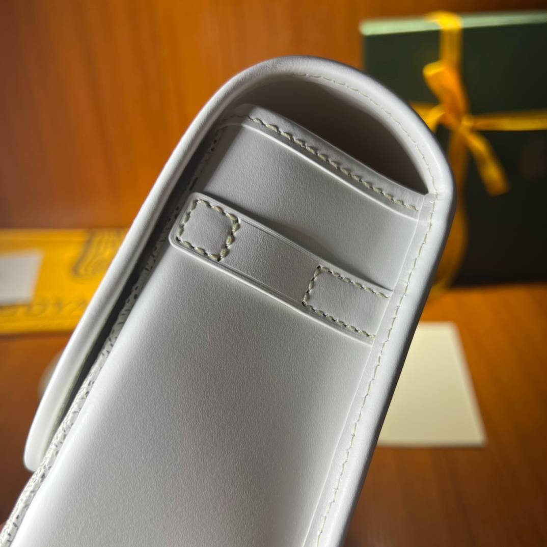 i1672823905_2918_2-1