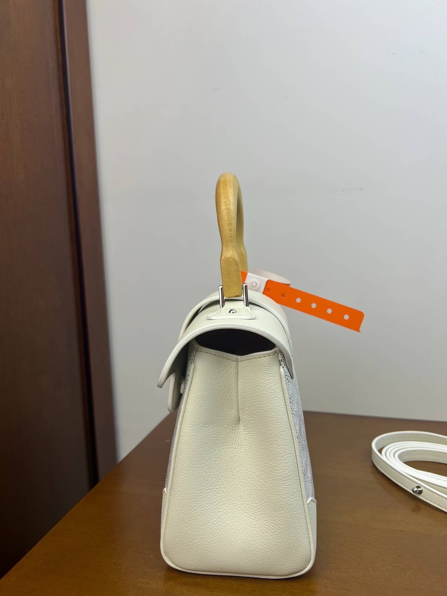 i1678515939_4460_3-1