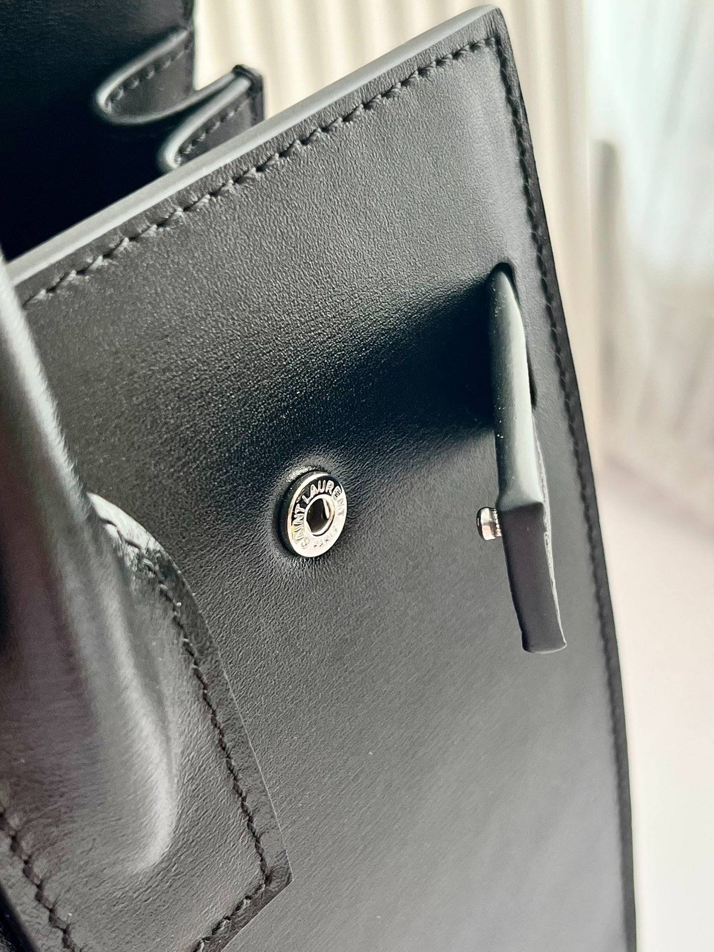 i1679048990_3204_3-1