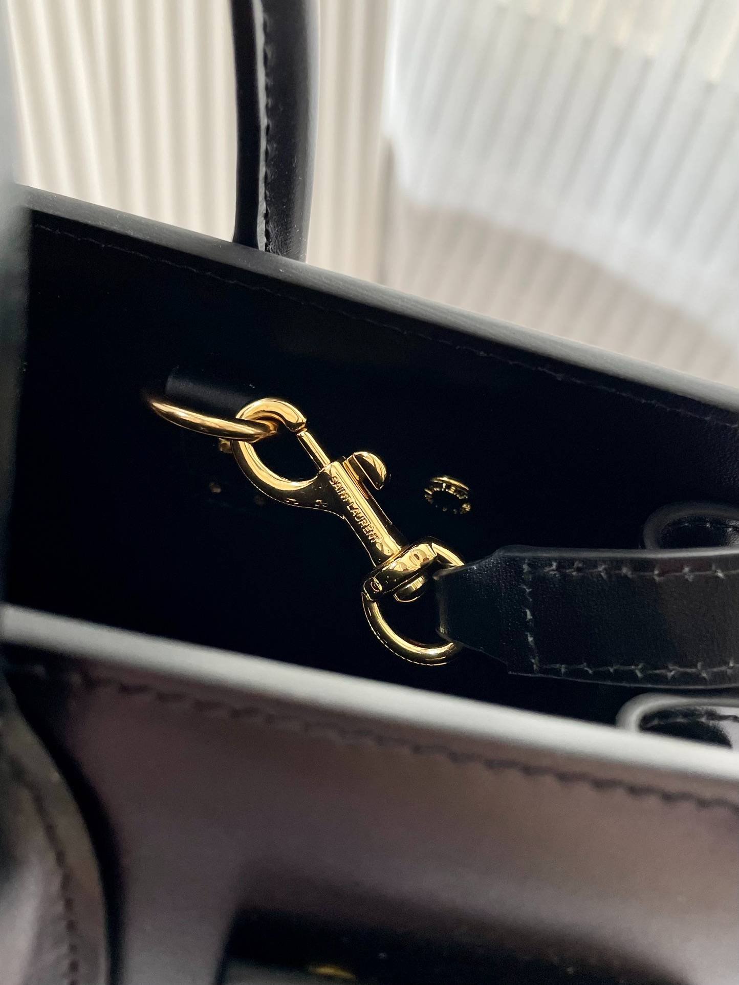 i1679051539_3160_4-1