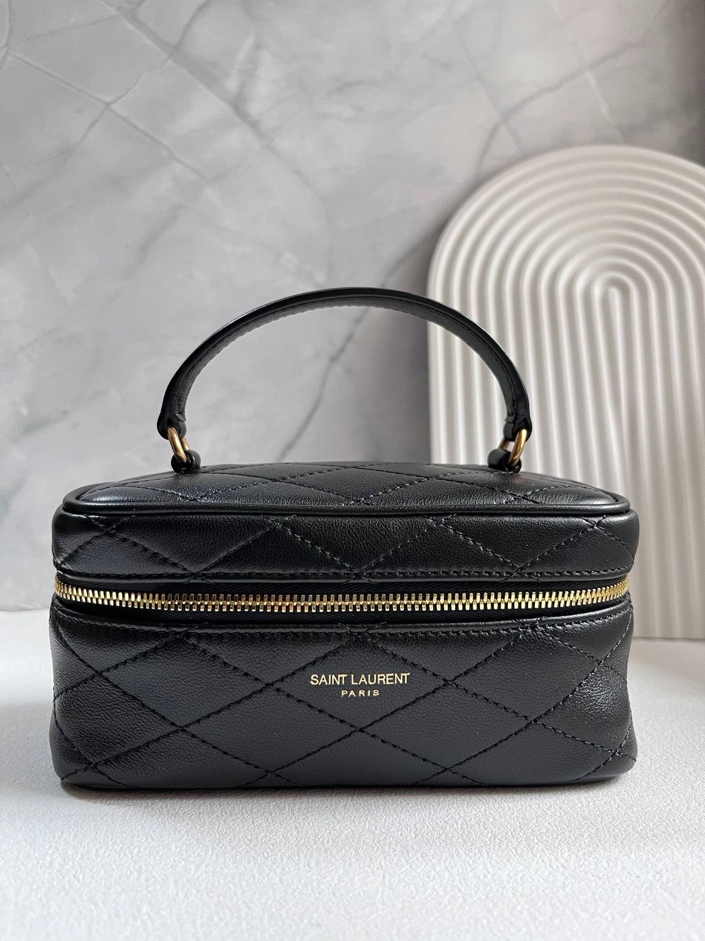 i1680101244_6257_0-1