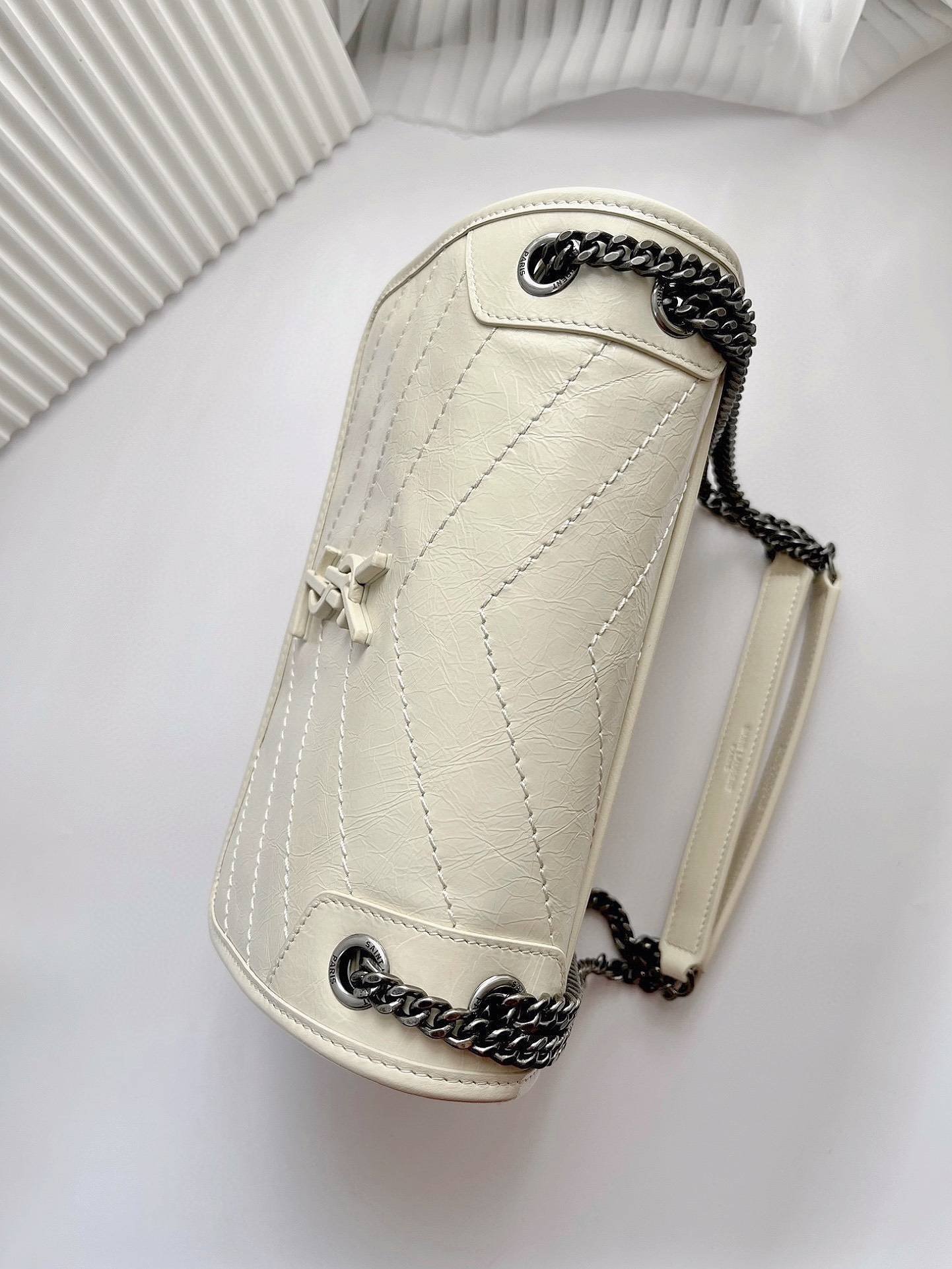 i1682491696_4188_5-1