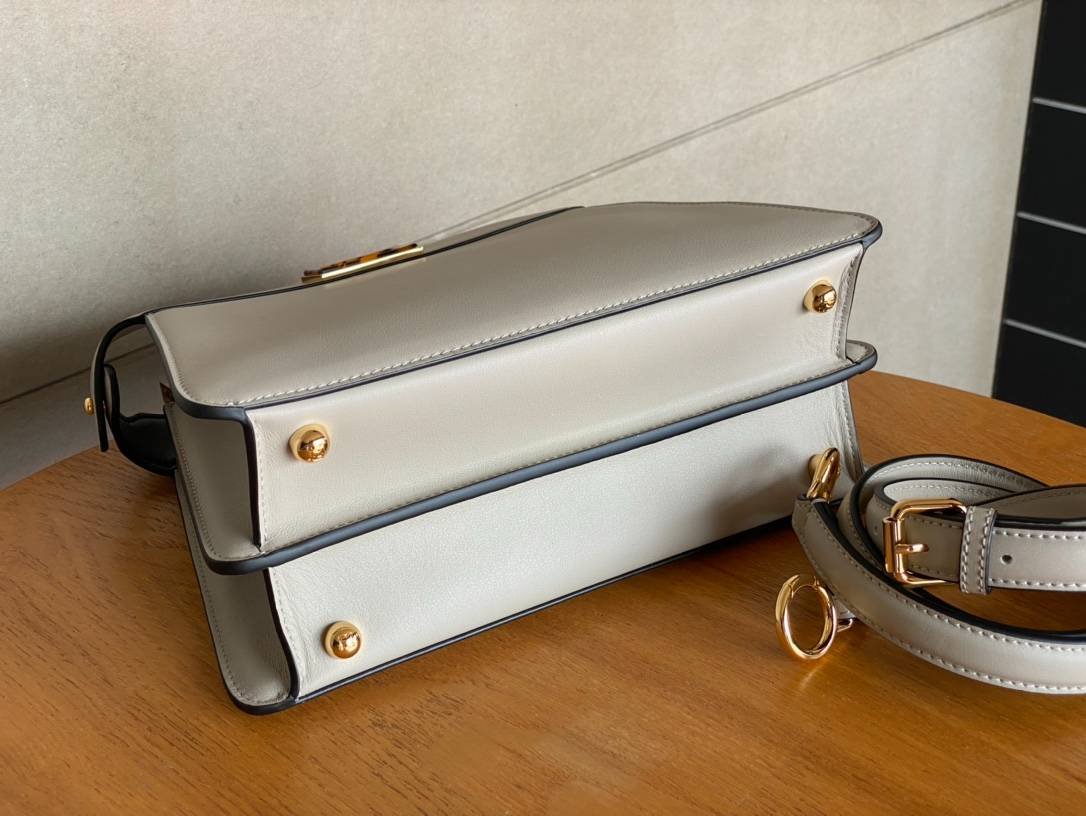 i1686300070_8978_4-1