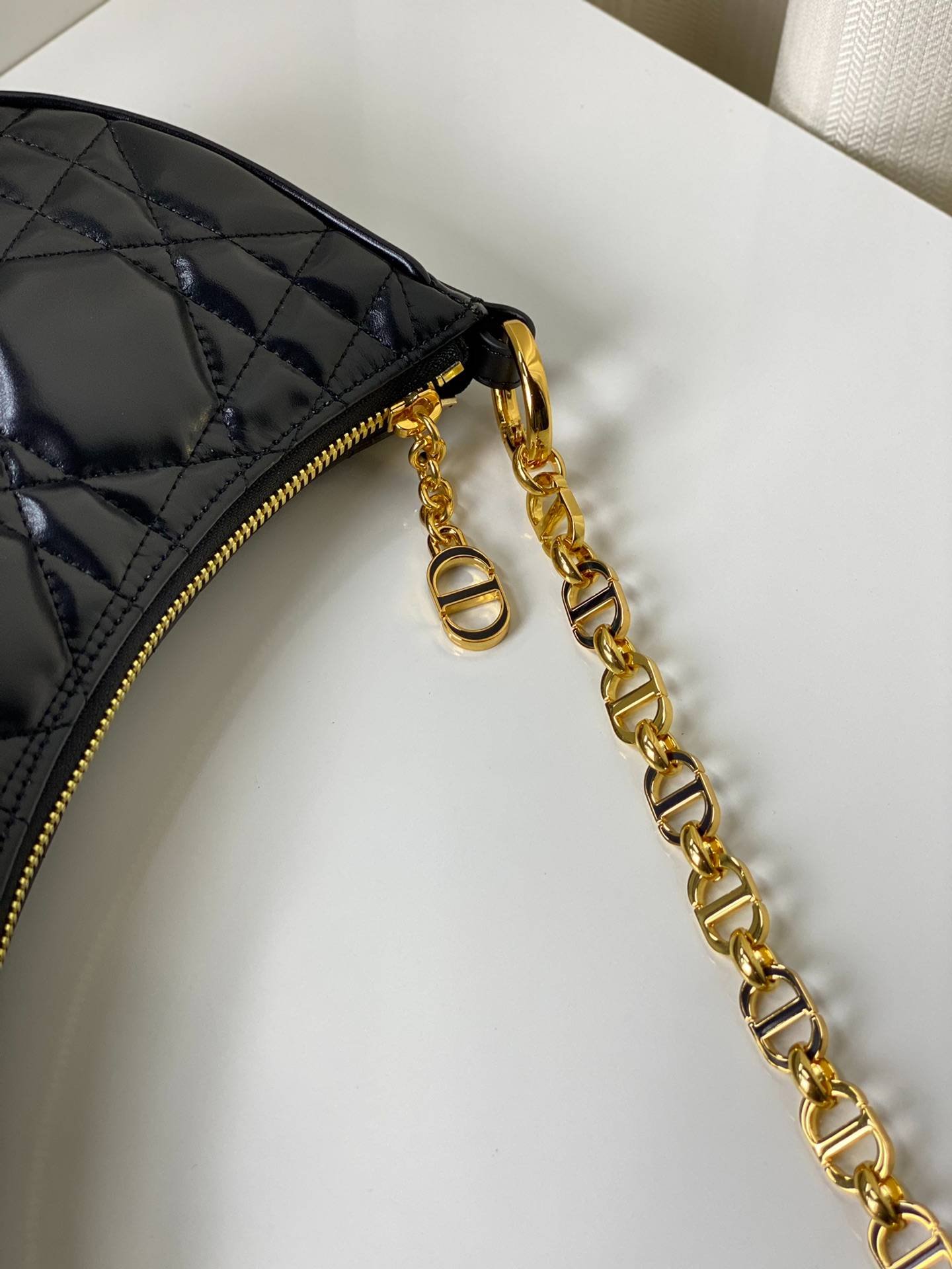 i1686451318_2937_4-1