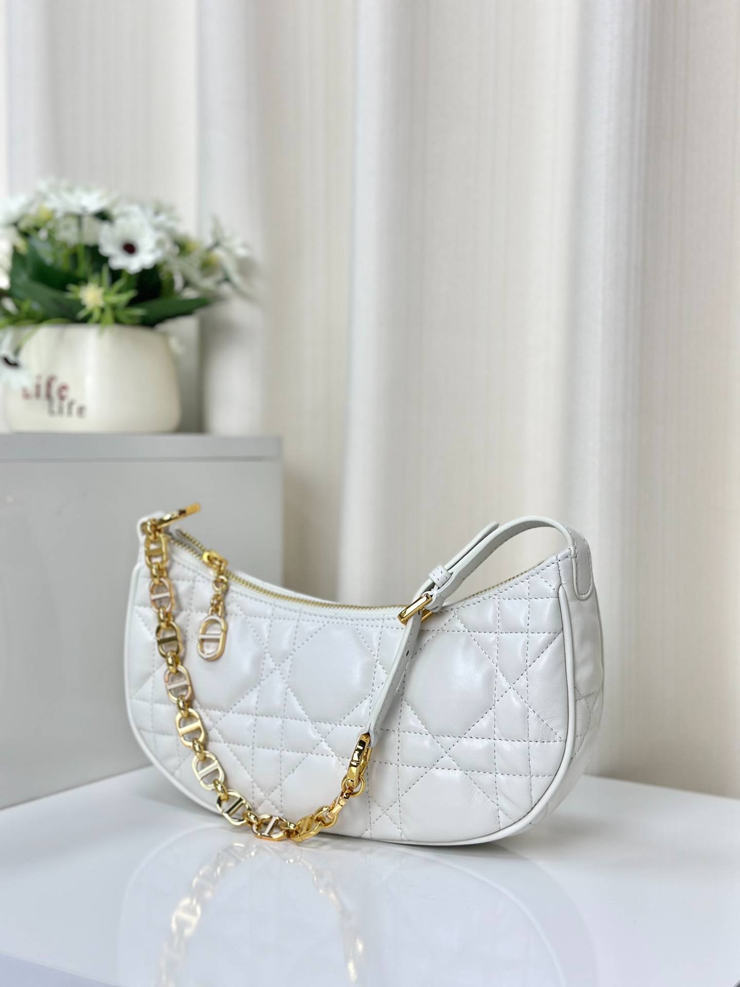 i1686451409_1746_0-1