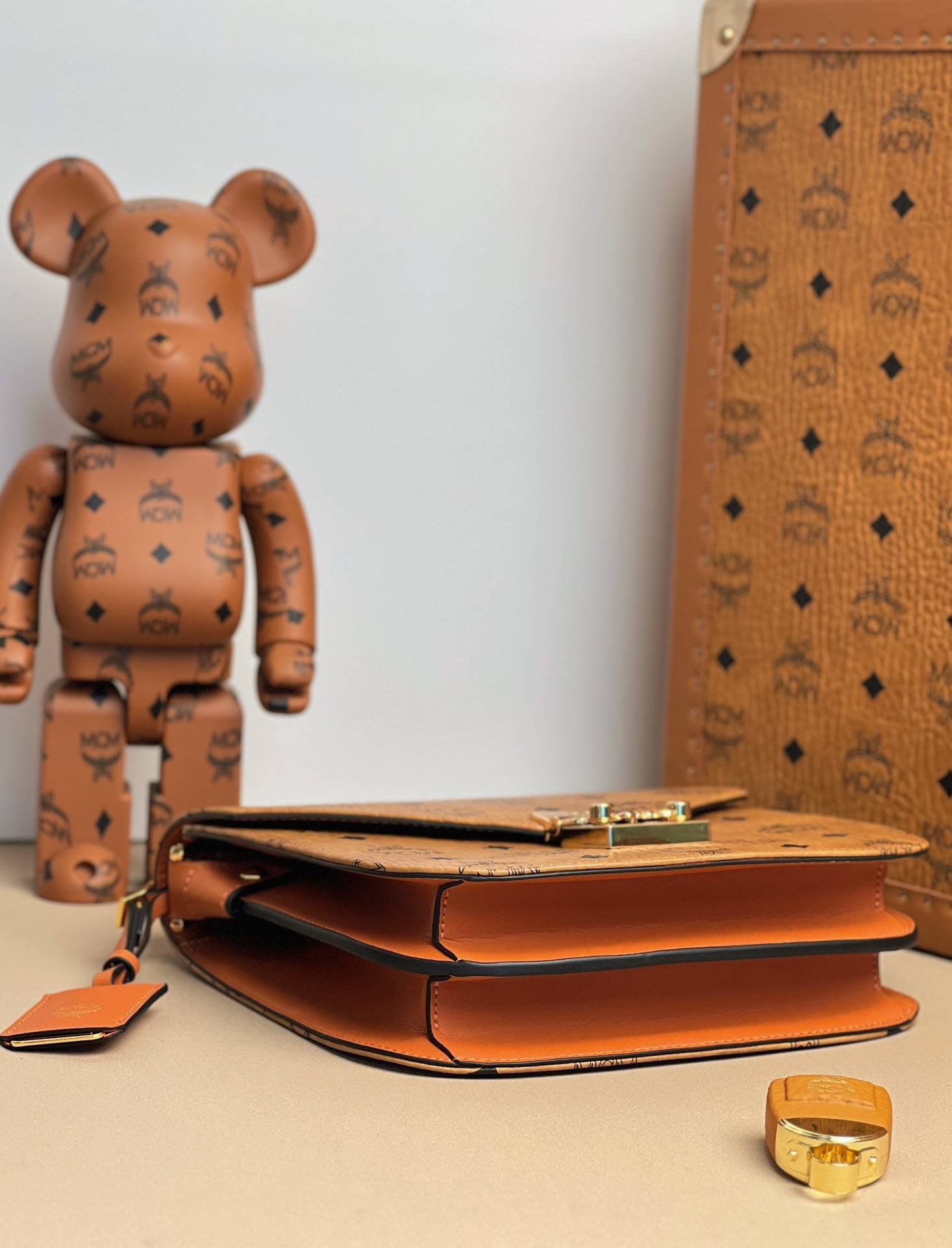 i1686975698_5066_6-1 i1686975698_5066_6-1