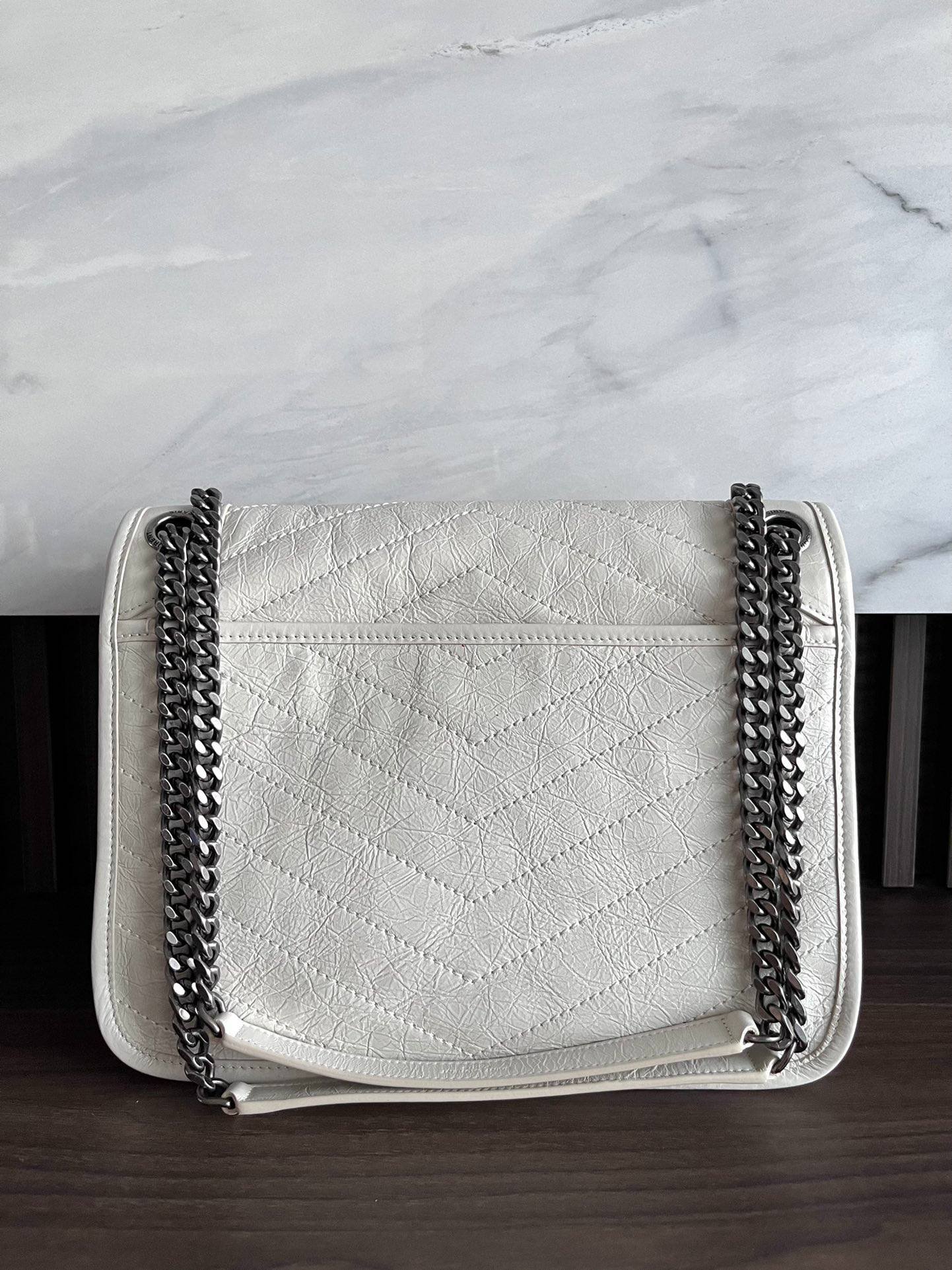 i1687519381_4482_1-1