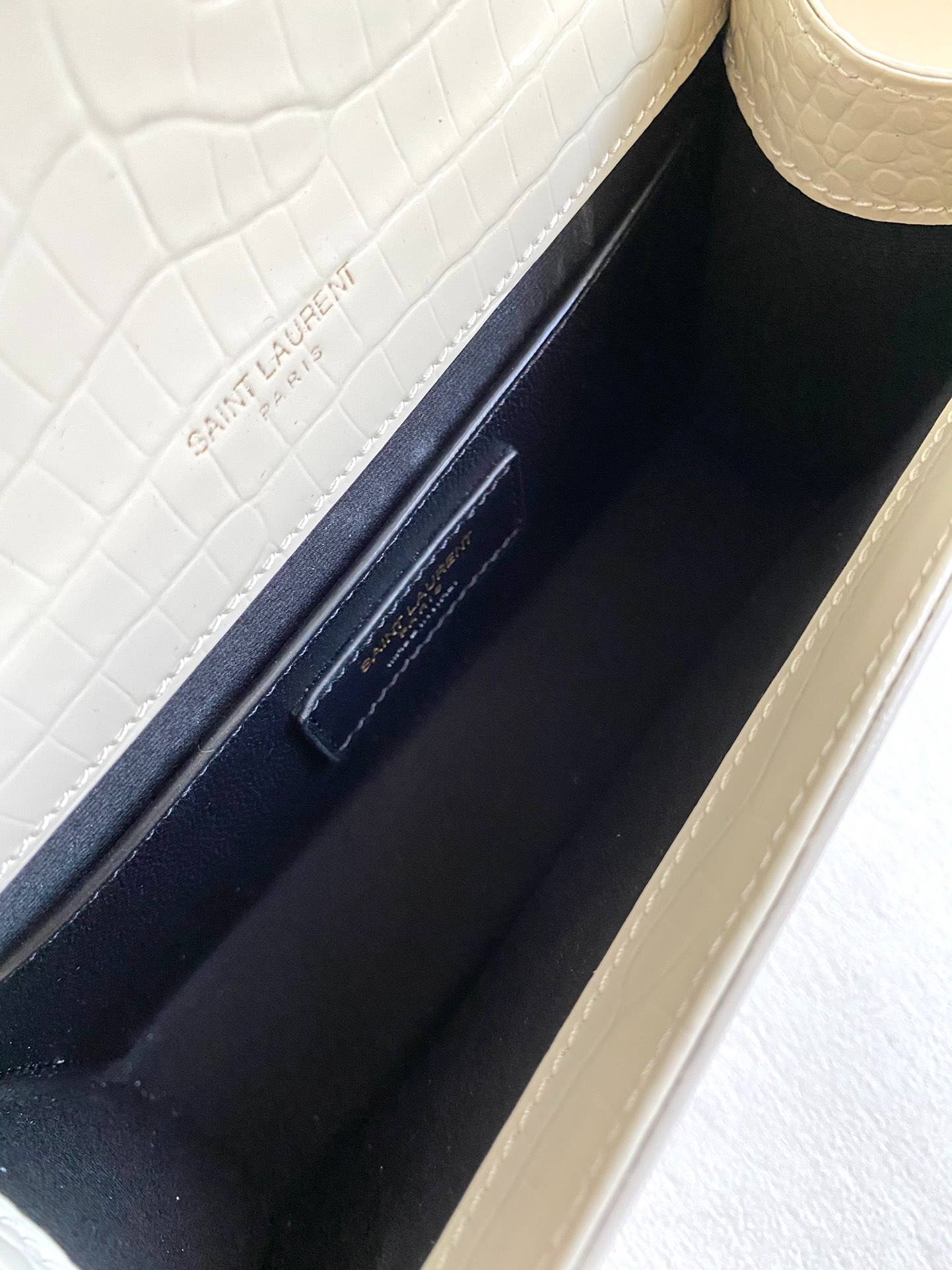 i1688665321_1992_6-1