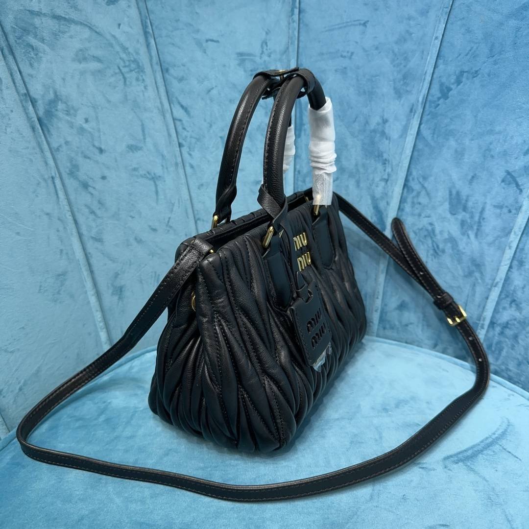 i1692535601_2715_2-1