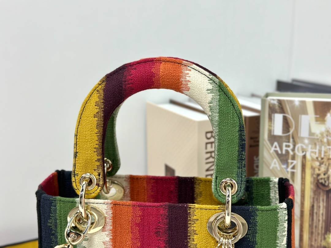 i1697435251_5831_4-1