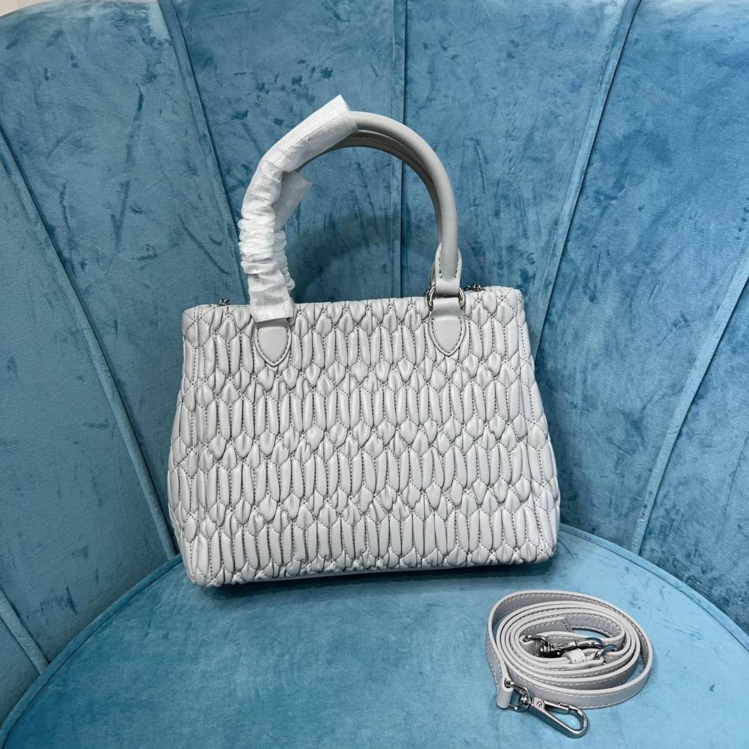 i1698426589_2490_1-1