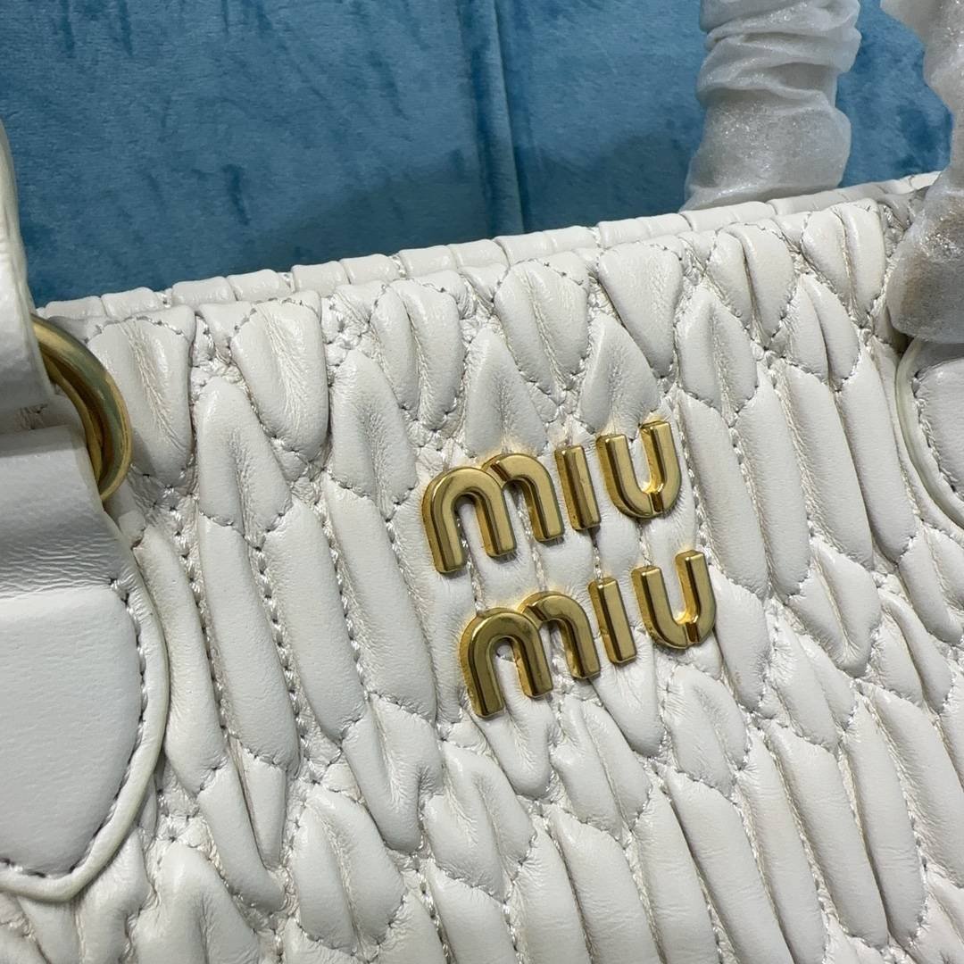 i1698849235_1882_3-1