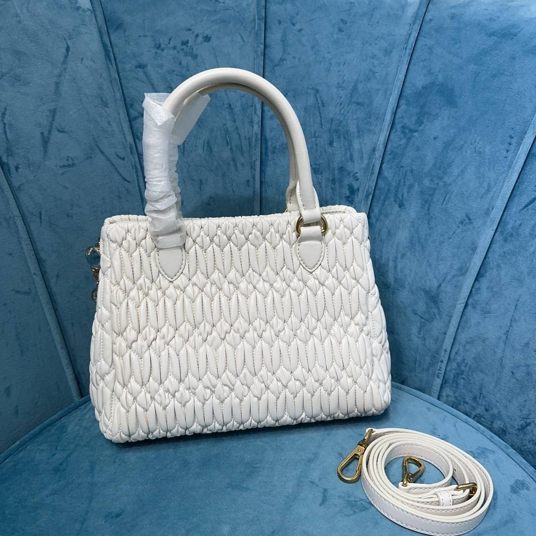 i1698849235_5764_1-1