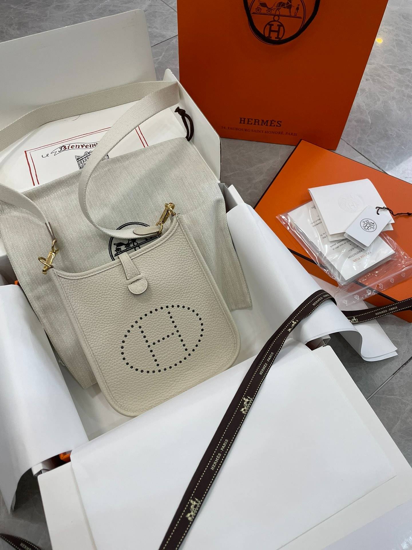 i1699586150_8987_0-1