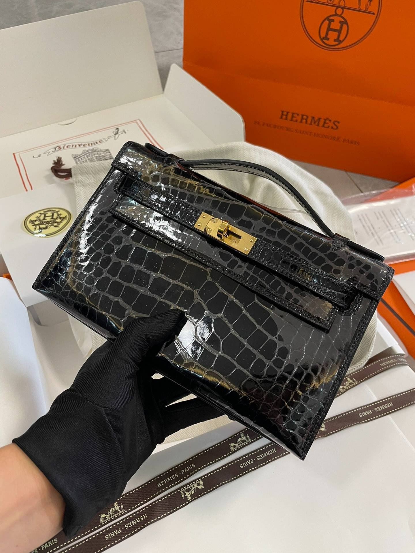 i1700033210_4022_2-1