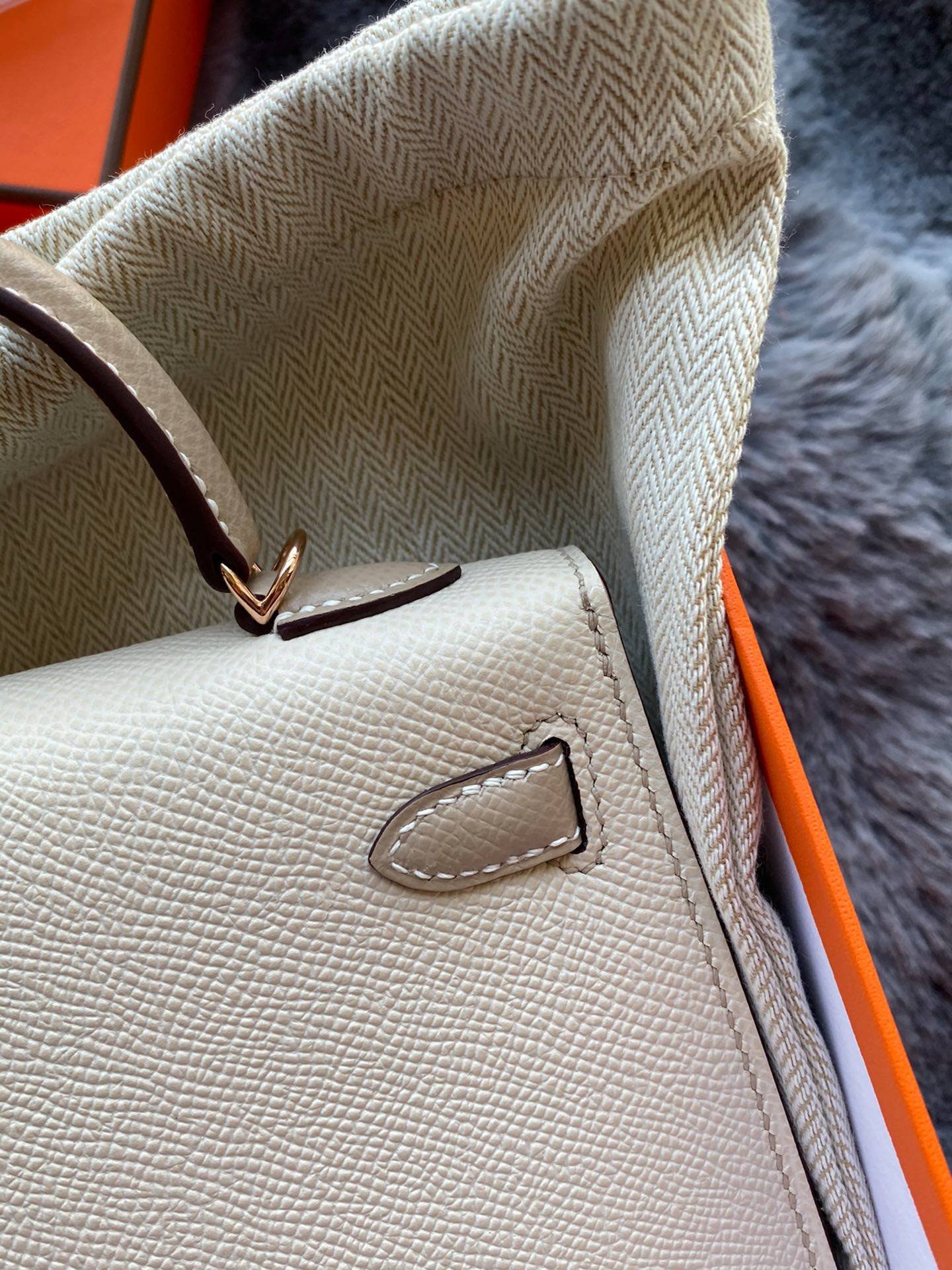 i1700925132_7455_2-1