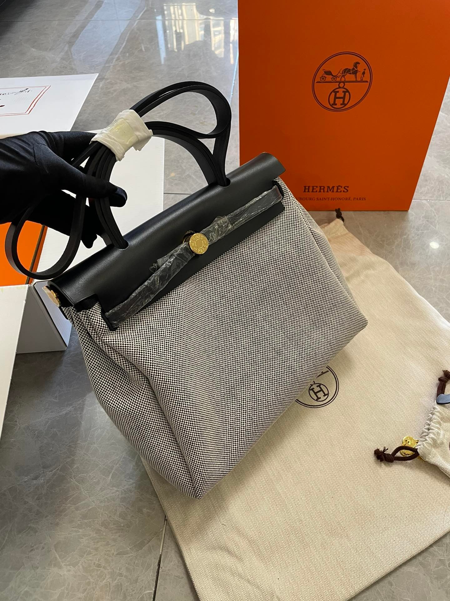 i1701153273_7389_8-1