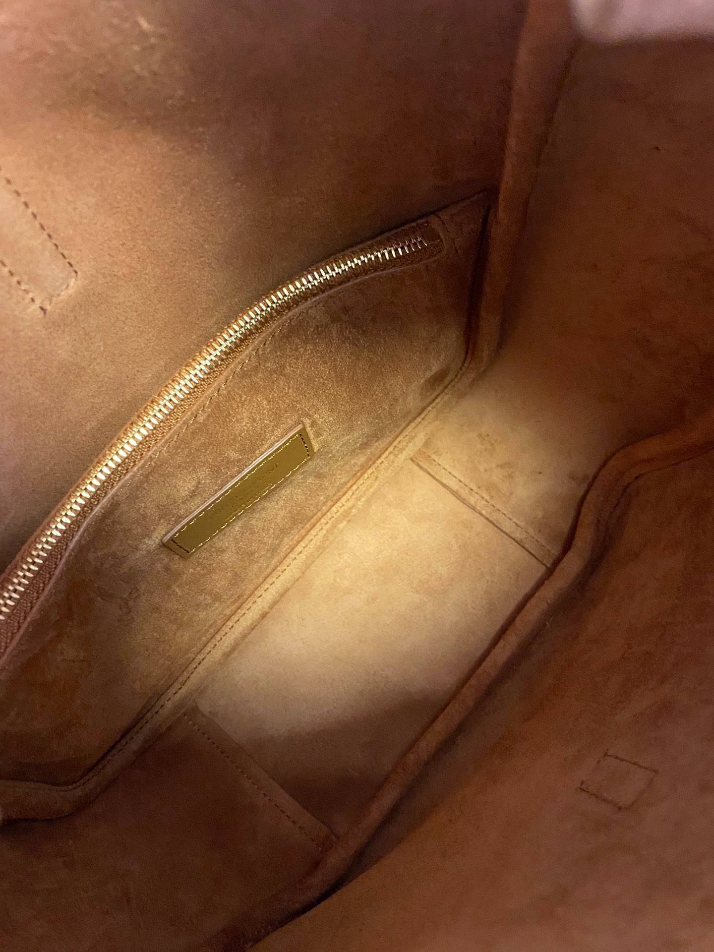 i1701449535_8092_6-1