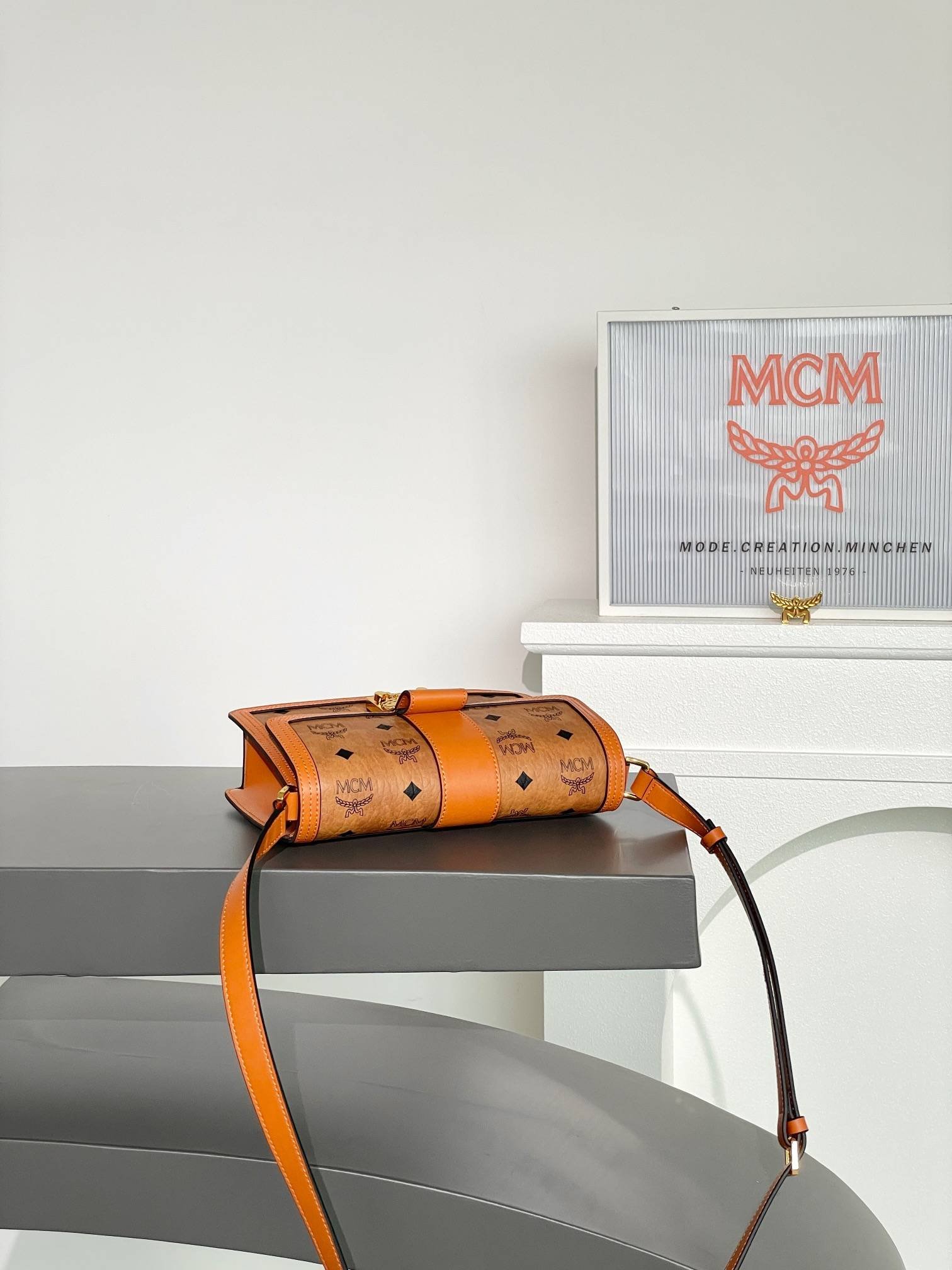 i1702548394_2257_8-1