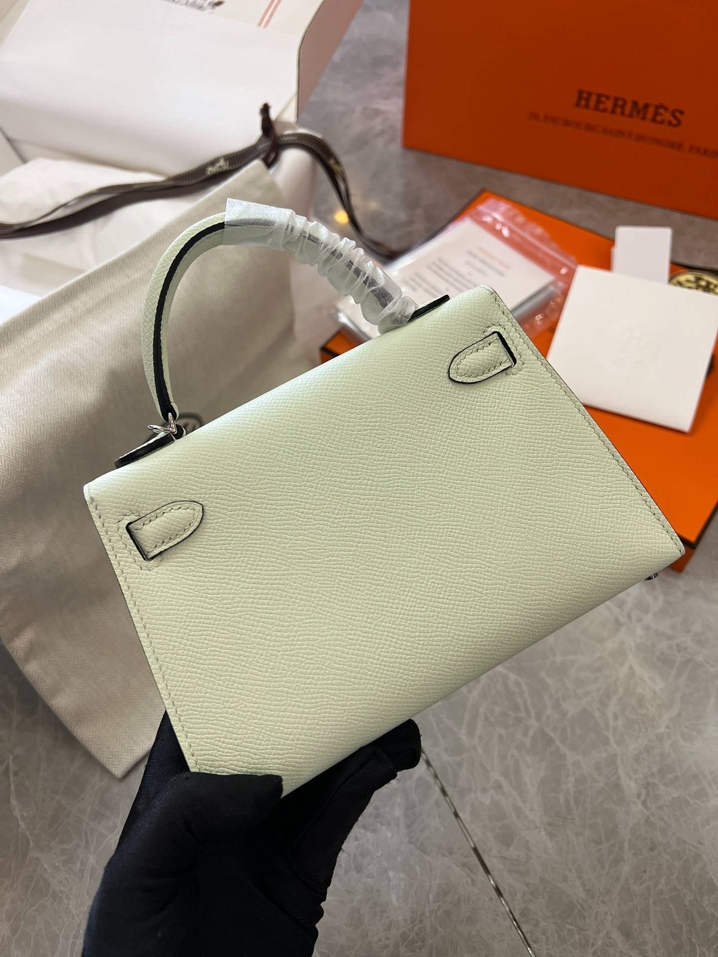 i1703570689_6433_0-1