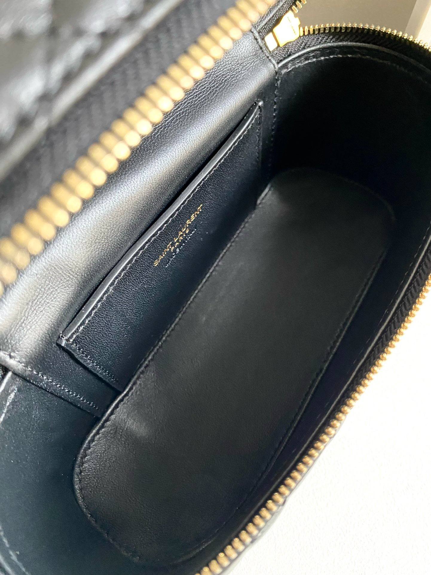 i1704381501_7287_4-1 i1704381501_7287_4-1