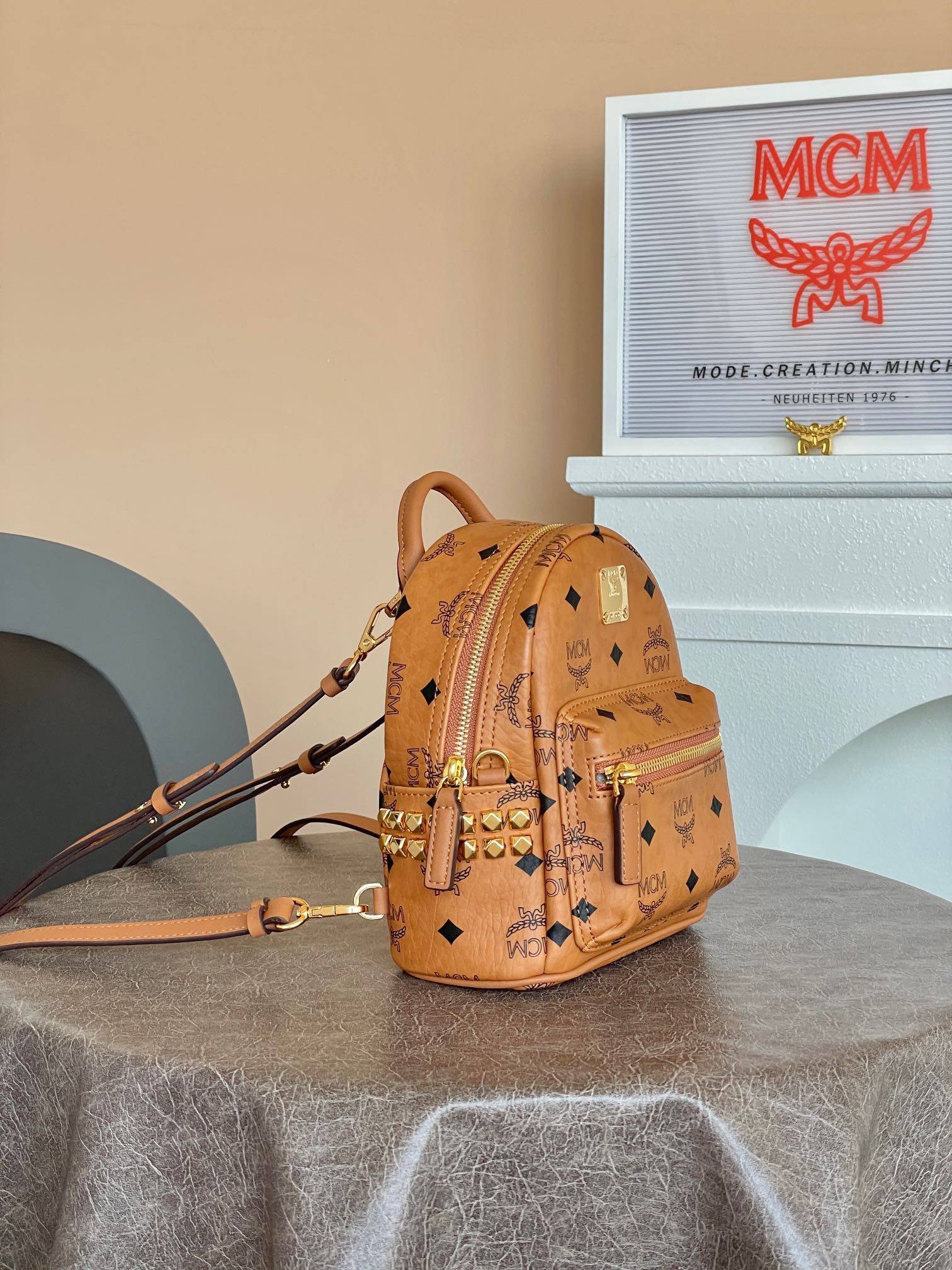 i1704443565_8419_6-1 i1704443565_8419_6-1