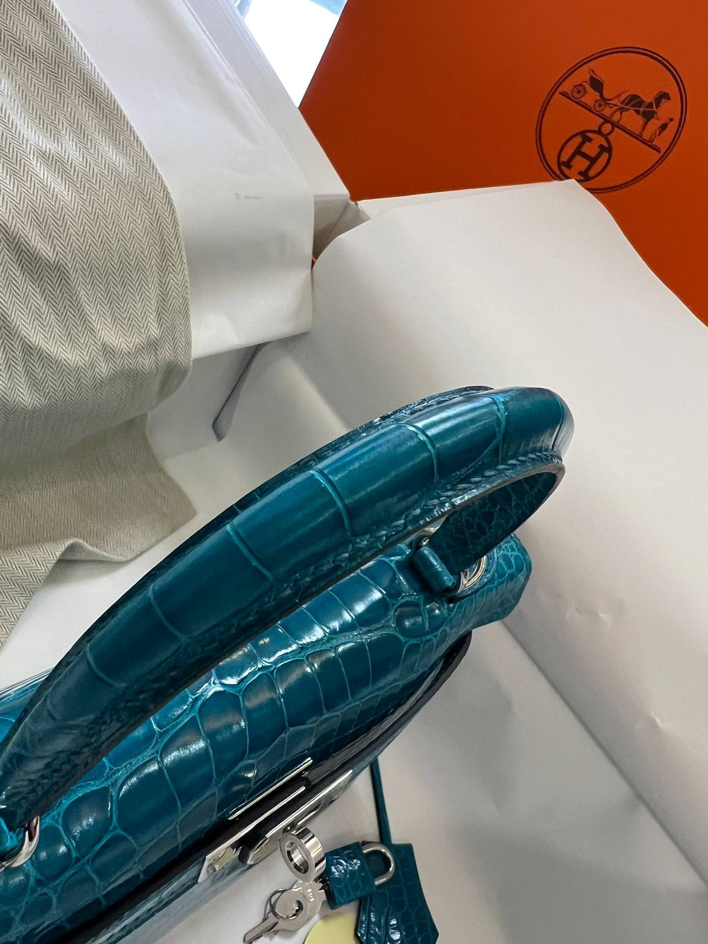 i1704692696_2267_1-1